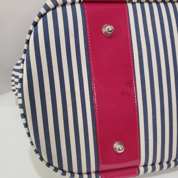 Tote - Picture 4 of 13